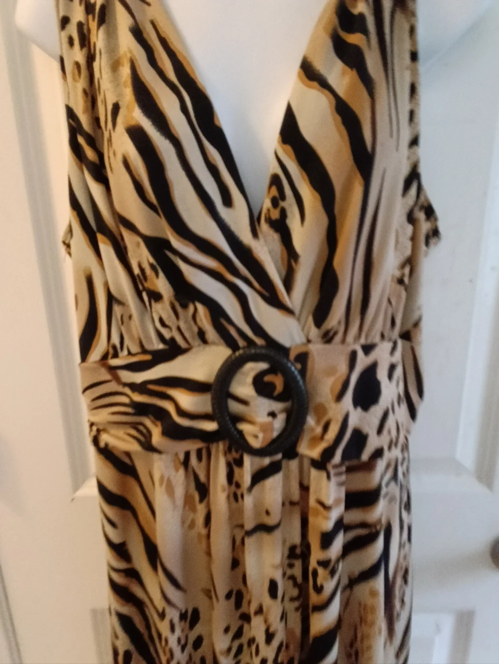 STAR VIXEN Animal Print V-Neck Belted Midi Dress - Beige & Black SIZE 2X - Picture 6 of 8